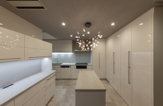 ライフスタイルに合わせた私だけのオリジナルKITCHEN。家族や友人が自然に集まるKITCHENのある生活。9KITCHEN