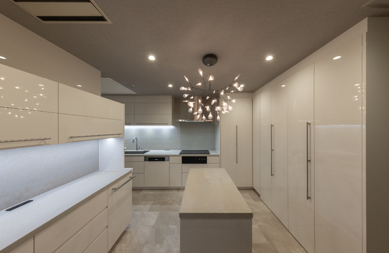 9KITCHENのリノベーション。毎日が至福の時間。毎日がホテルライク。